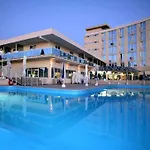 Garden Park Plava Laguna Отель Пореч