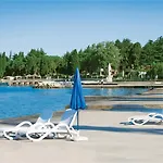 Отель Garden Park Plava Laguna