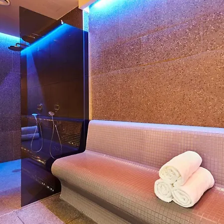 Garden Park Plava Laguna 酒店 4*