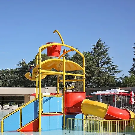 Otel Garden Park Plava Laguna 4*