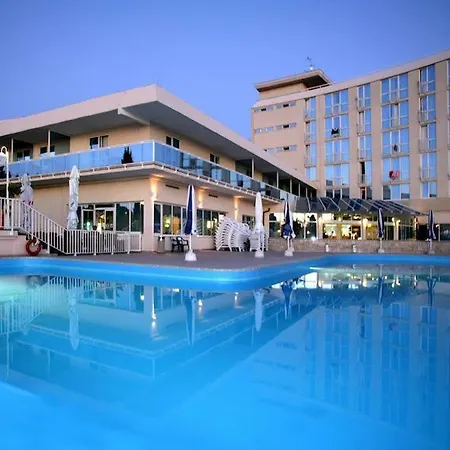 Garden Park Plava Laguna Отель Пореч