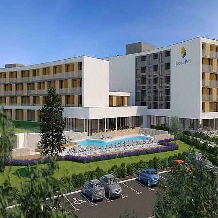 فندق Garden Park Plava Laguna بوريتش