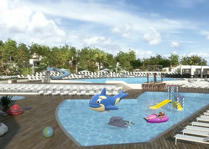 فندق Garden Park Plava Laguna 4*