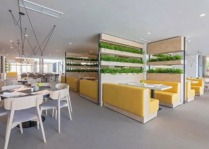 Garden Park Plava Laguna 4* بوريتش