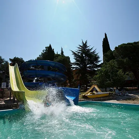 Szálloda Garden Park Plava Laguna 4*