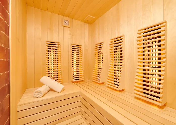 호텔 Garden Park Plava Laguna 4*